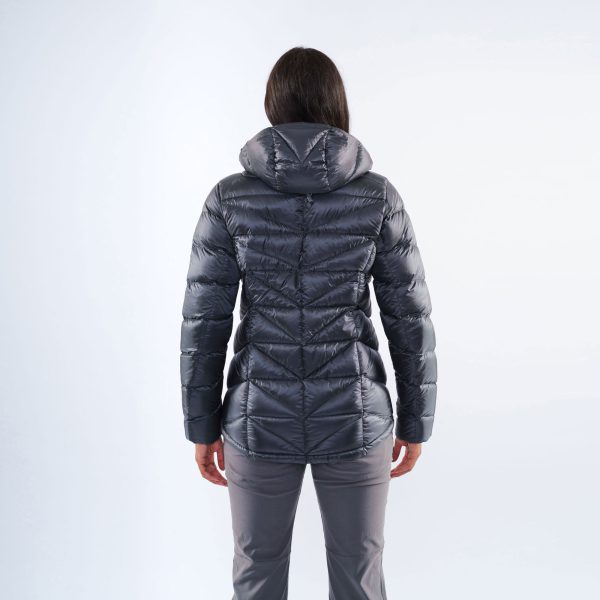 کت پر زنانه مدل women’s anti freez jacket برند Montane فرشگاه کوهنوردی ماکالو