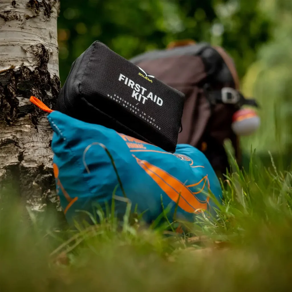 کیف کمک‌های اولیه کوهنوردی Salewa First Aid Kit Outdoor